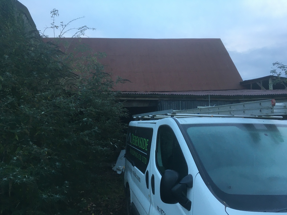 Tudor Barn from NE