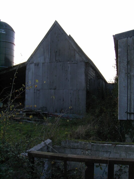 Tudor Barn from E